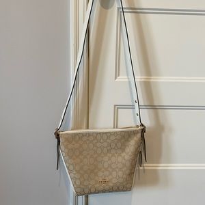 Coach Signature Small Duffelette